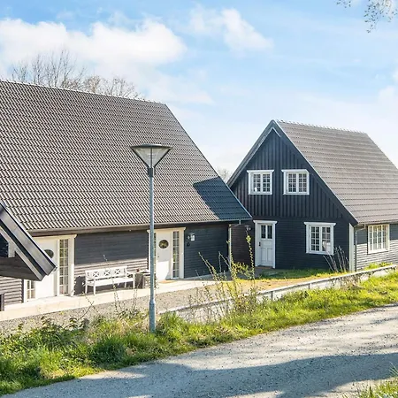 16 Person In Aabenraa-by Traum *