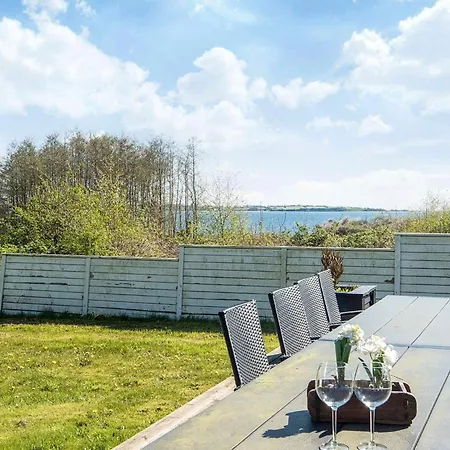 16 Person In Aabenraa-by Traum Casa de Férias Åbenrå