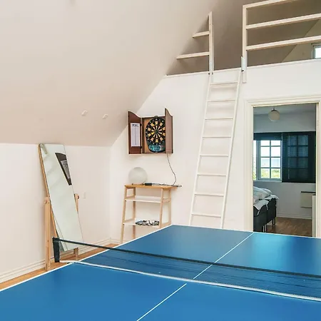 16 Person In Aabenraa-by Traum * Åbenrå